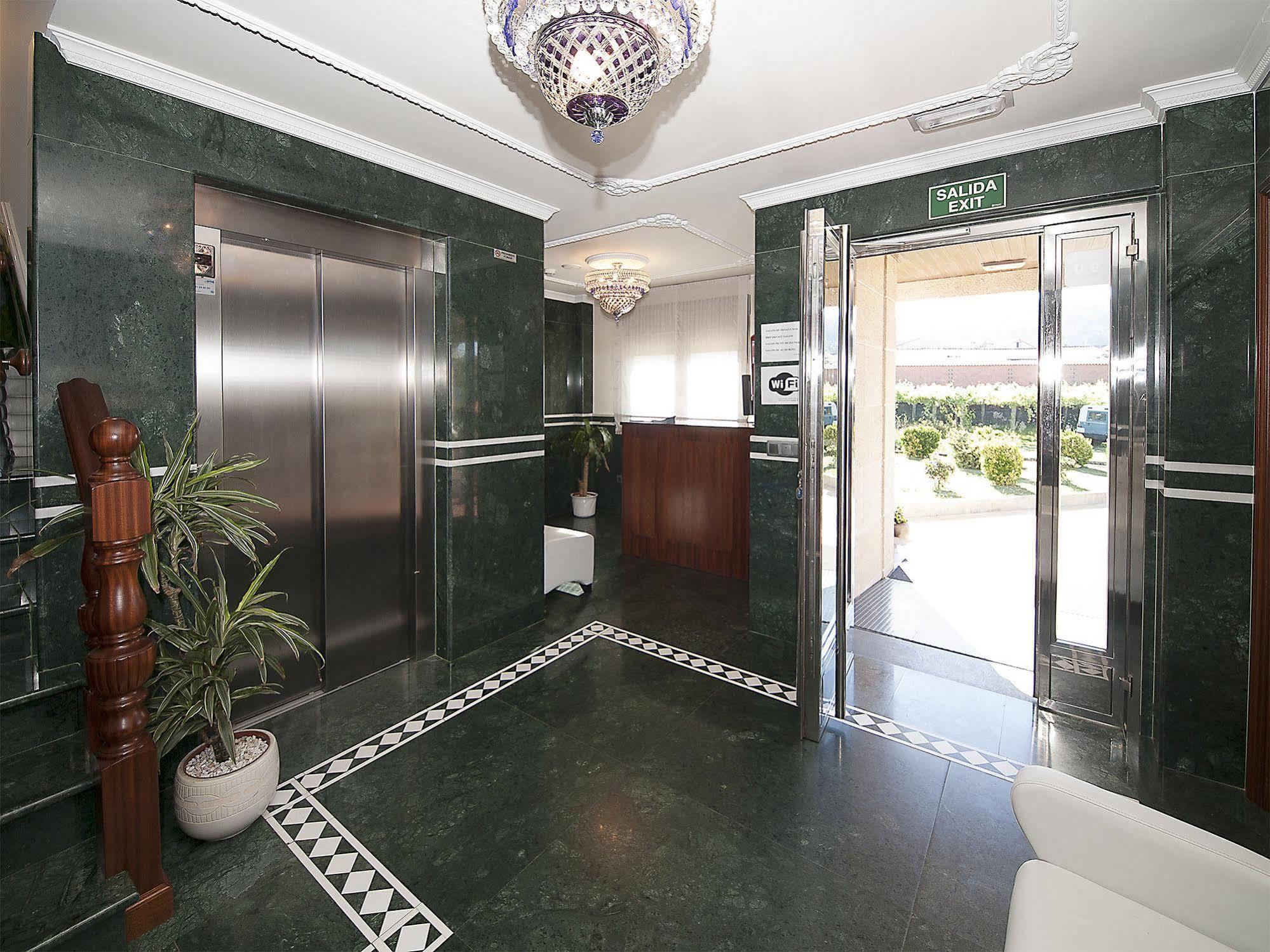 Pension Residencia A Cruzan (Adults Only) Noalla  المظهر الخارجي الصورة