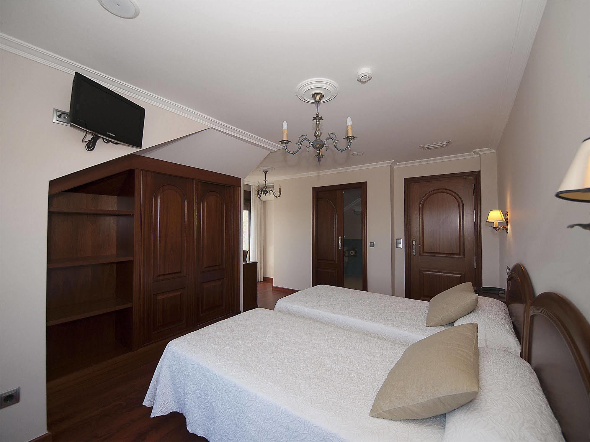 Pension Residencia A Cruzan (Adults Only) Noalla  المظهر الخارجي الصورة