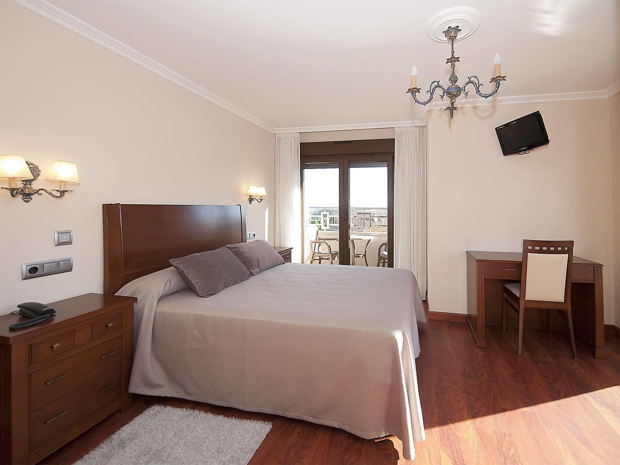Pension Residencia A Cruzan (Adults Only) Noalla  المظهر الخارجي الصورة