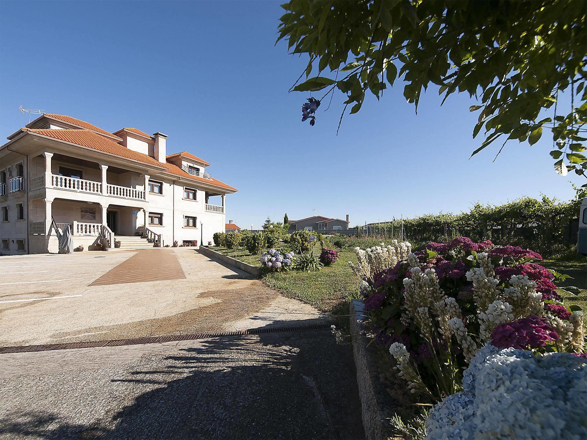 Pension Residencia A Cruzan (Adults Only) Noalla  المظهر الخارجي الصورة